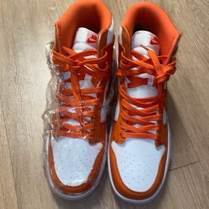 Dunks Orange